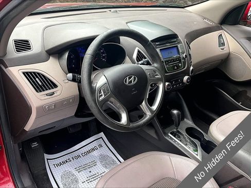 Used 2011 Hyundai Tucson GLS FWD image 11