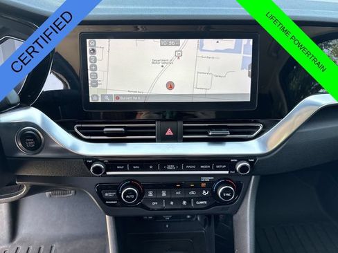 Used 2020 Kia Niro EX Premium FWD image 26