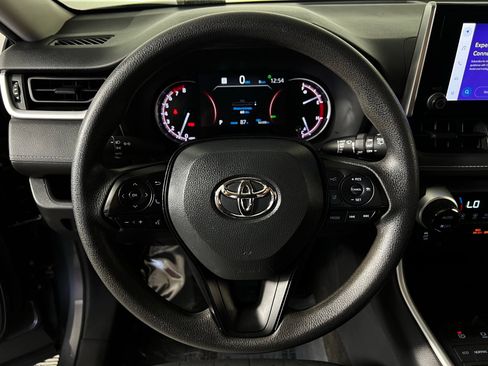 Certified 2024 Toyota RAV4 XLE FWD image 15