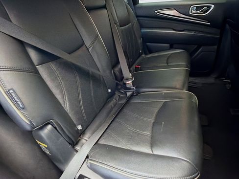 Used 2018 INFINITI QX60 FWD image 17