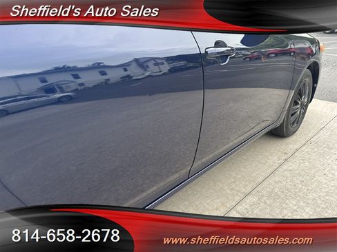 Used 2011 Toyota Corolla LE FWD image 19