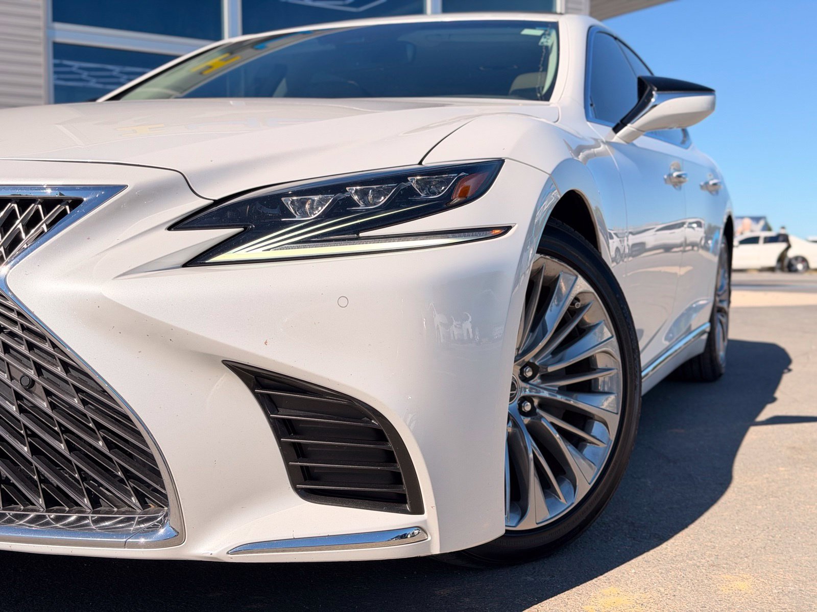 Used 2020 Lexus LS 500 w/ Interior Upgrade Package RWD image 10