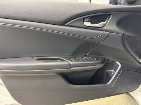 Used 2020 Honda Insight Touring image 8