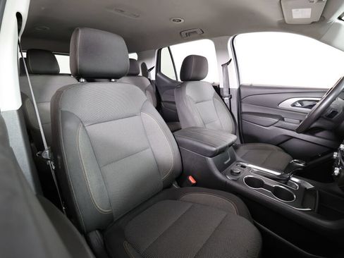 Used 2018 Chevrolet Traverse LT FWD image 25
