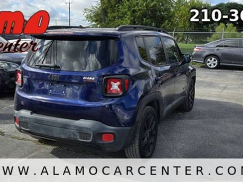 Used 2017 Jeep Renegade Altitude FWD image 5