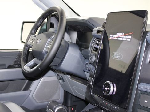 New 2025 Ford F150 Lightning Flash image 30