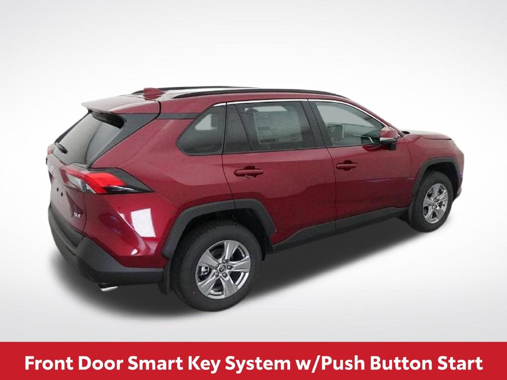 Used 2025 Toyota RAV4 XLE w/ Convenience Package FWD image 12