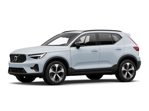 Certified 2025 Volvo XC40 B5 Plus image 1