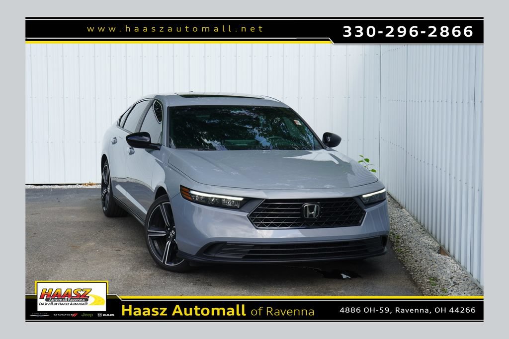 Used 2023 Honda Accord Sport image 1