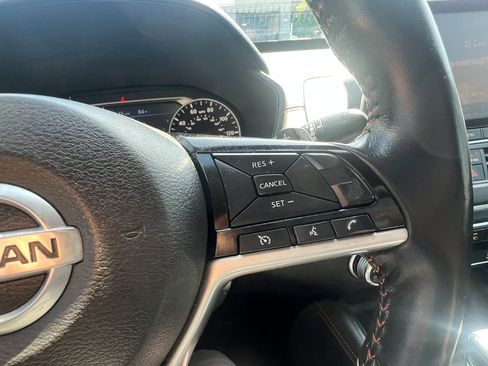 Used 2021 Nissan Altima 2.5 SR FWD image 19