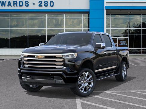New 2026 Chevrolet Silverado 1500 High Country w/ High Country Premium Package AWD/4WD image 6