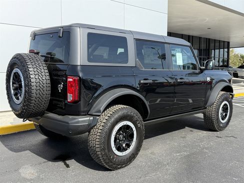New 2026 Ford Bronco Big Bend w/ Black Diamond Package image 4
