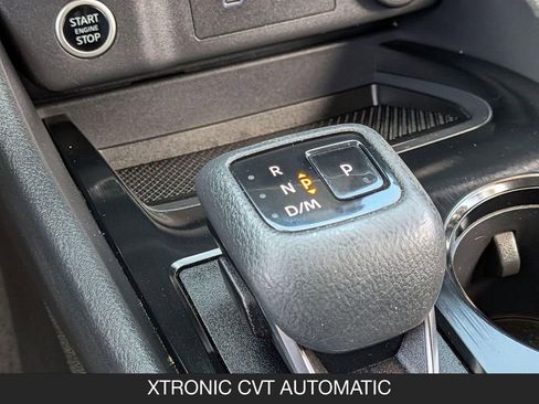 Used 2022 Nissan Rogue SV w/ SV Premium Package FWD image 21