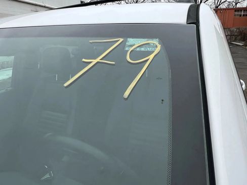 Used 2019 Jeep Grand Cherokee Limited X image 34