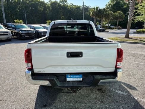 Used 2021 Toyota Tacoma TRD Off-Road RWD image 5