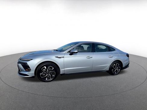 Used 2025 Hyundai Sonata SEL FWD image 8