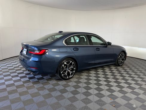 Used 2026 BMW 330i Sedan RWD image 9