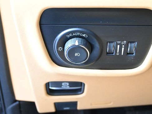 Used 2024 Jeep Grand Cherokee L Summit AWD/4WD image 28
