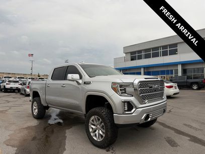 Used 2019 GMC Sierra 1500 SLT w/ SLT Premium Package