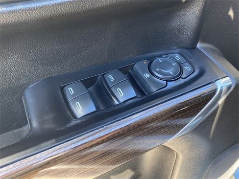 Used 2020 Chevrolet Silverado 1500 LT w/ Texas Edition image 19