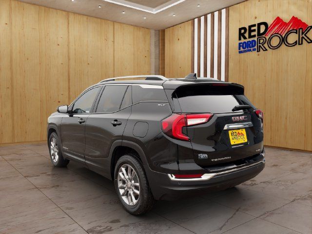 Used 2022 GMC Terrain SLT w/ Infotainment Package II AWD/4WD image 4