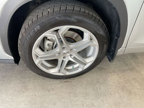 Certified 2021 Toyota Highlander Limited image 10