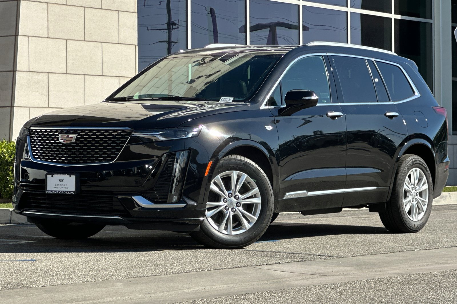 Used 2024 Cadillac XT6 Luxury FWD image 8
