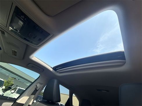 Used 2021 Lexus RX 350L Premium image 21