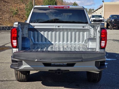 New 2026 GMC Sierra 1500 Elevation image 13