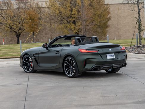 Used 2026 BMW Z4 M40i w/ Premium Package image 3