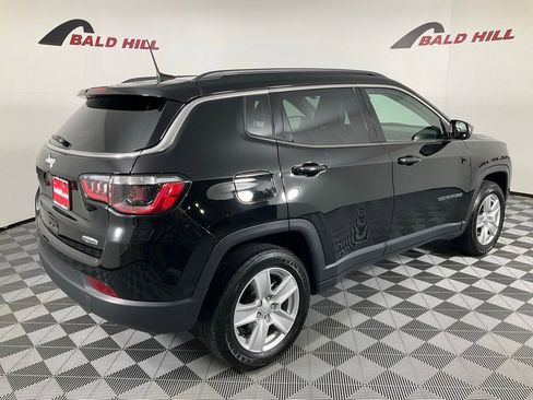 Certified 2022 Jeep Compass Latitude w/ Convenience Group image 6