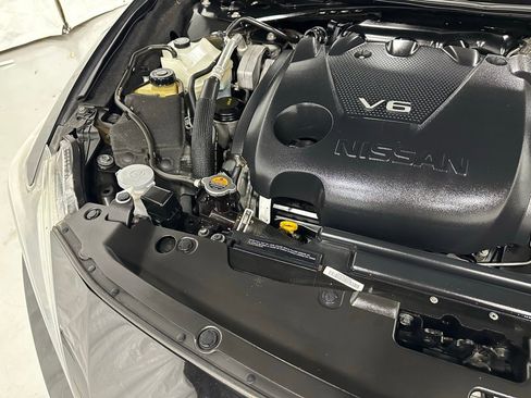 Used 2017 Nissan Maxima SR w/ Midnight Edition image 62