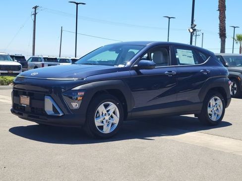 New 2026 Hyundai Kona SE FWD image 2