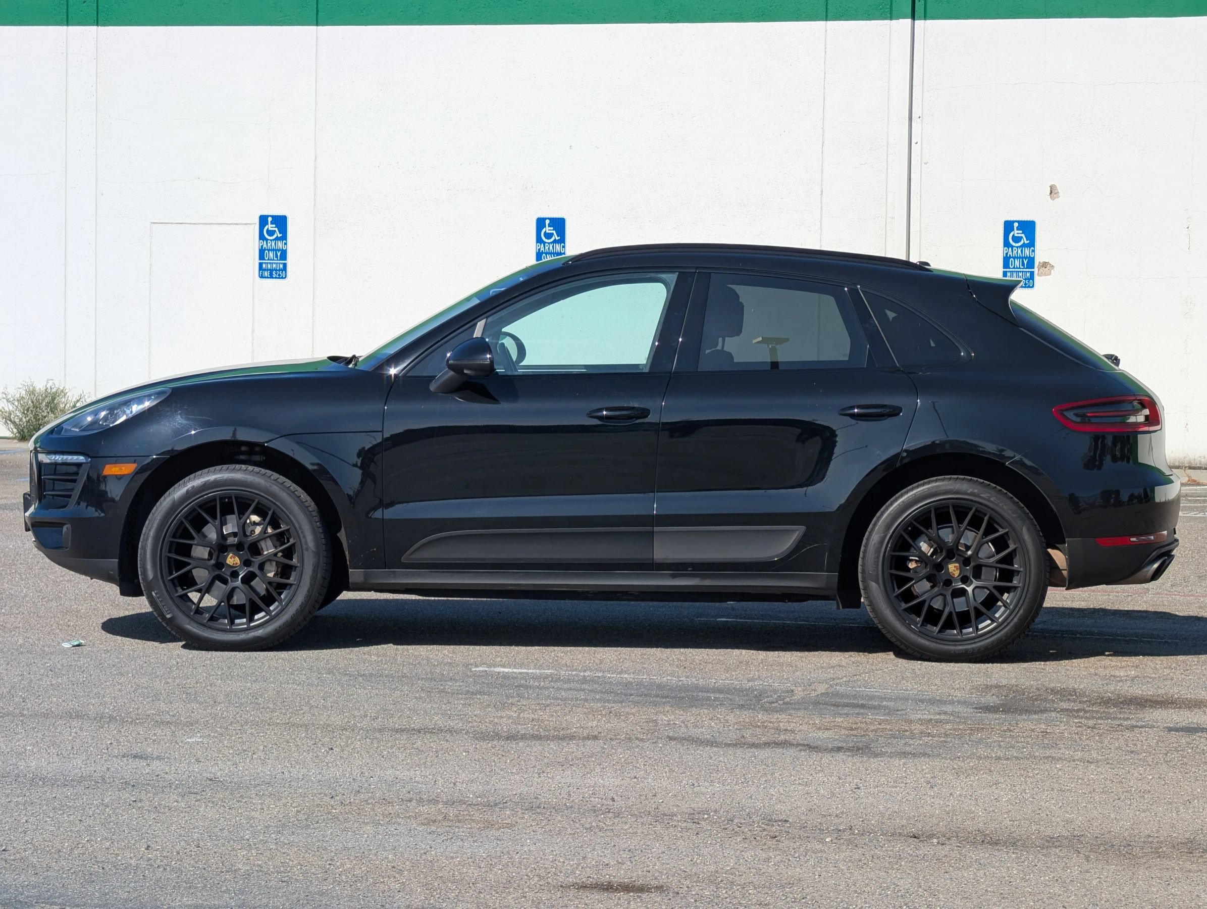 Used 2018 Porsche Macan S AWD/4WD image 4