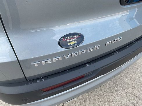 New 2026 Chevrolet Traverse LT image 10
