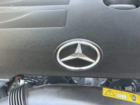 Used 2022 Mercedes-Benz GLC 300 image 22