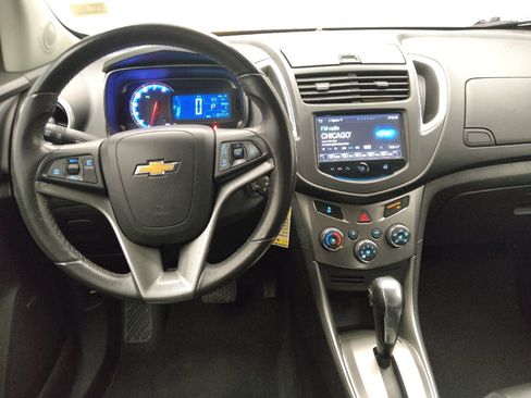 Used 2016 Chevrolet Trax LTZ FWD image 22