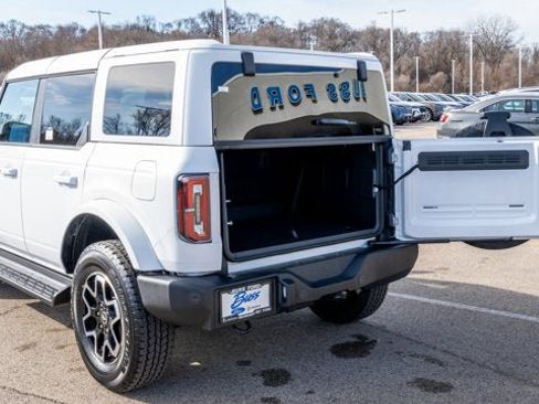 New 2025 Ford Bronco Outer Banks image 5