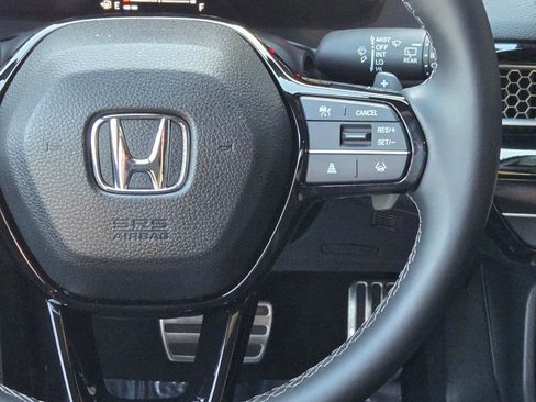Used 2025 Honda Civic Sport image 15
