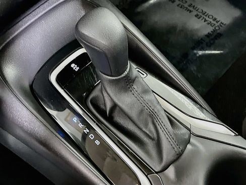 Certified 2025 Toyota Corolla LE FWD image 15