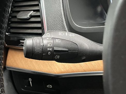 Used 2018 Volvo XC90 T6 Inscription w/ Convenience Package AWD/4WD image 16
