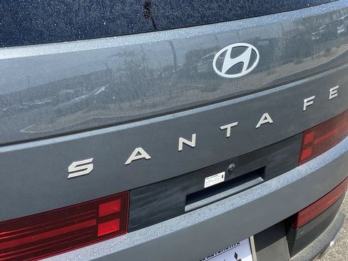 Used 2025 Hyundai Santa Fe SEL FWD image 27