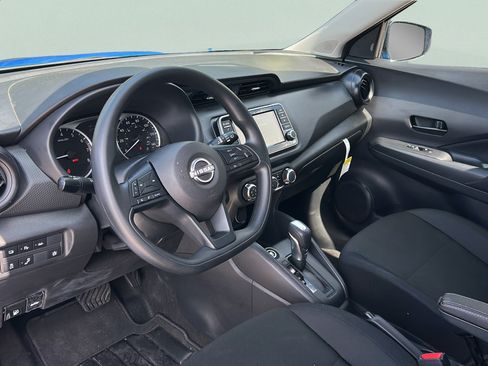 Certified 2025 Nissan Kicks Play S FWD image 13
