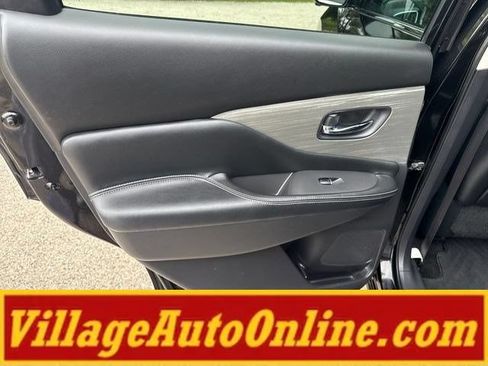 Used 2015 Nissan Murano Platinum w/ Platinum Technology Package AWD/4WD image 39