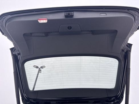 Used 2020 Volkswagen Tiguan SEL Premium R-Line image 35