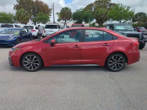 Used 2020 Toyota Corolla SE image 9