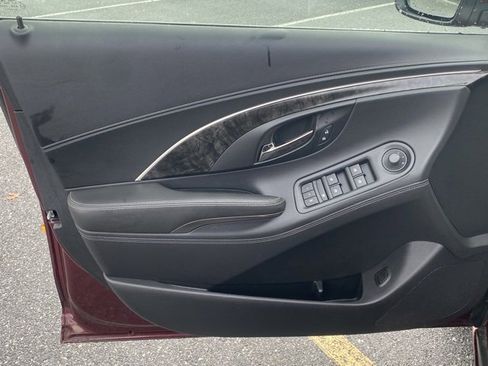 Used 2016 Buick LaCrosse Leather image 12