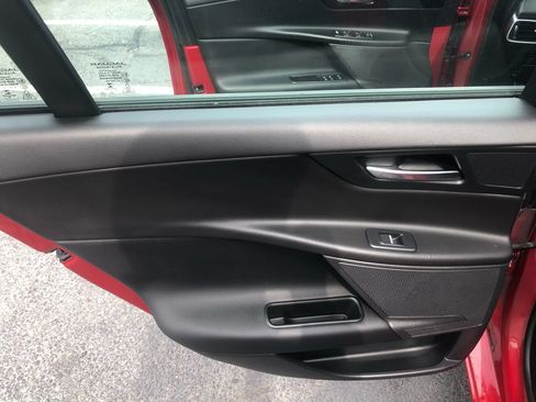 Used 2018 Jaguar XE Premium RWD image 21
