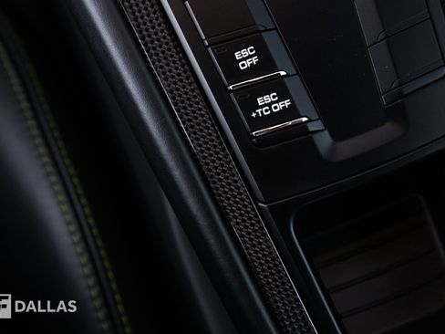 Used 2019 Porsche 911 GT3 RS image 32