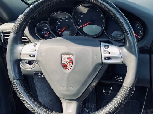 Used 2006 Porsche 911 Carrera 4 image 39